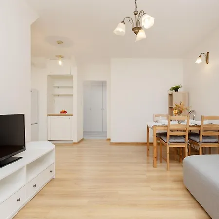 Apartment Fabryczna 14 M56 *
